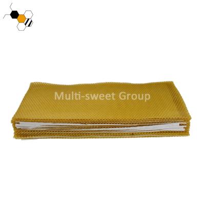 China Cultivate best price beeswax base sheet for beekeeping for sale