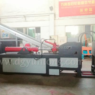 China Shredder Waste Tires In Rubber Powder YUNTONG Brand Used Tire Recycling Machine For Rubber Powder Hot Selling In 2017 for sale