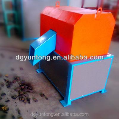 China Shredder Scrap Tires Into Powder Waste Rubber Tire Strip Cutter For Rubber Powder for sale