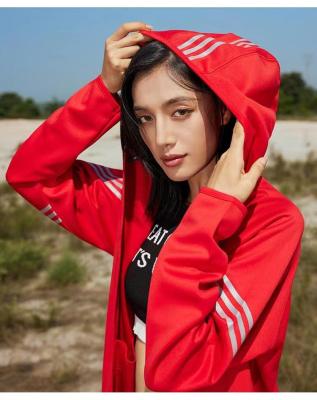 China Anti-wrinkle New Fashion High Quality Zip Up Hoodies Customized LOGO Hoodies For Women And Men for sale