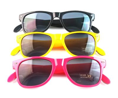 China 2021 Fashion Plastic Sunglasses Bottle Opener Wholesale Promotional Colorful Promotion The Plastic Glasses Sunglasses for sale