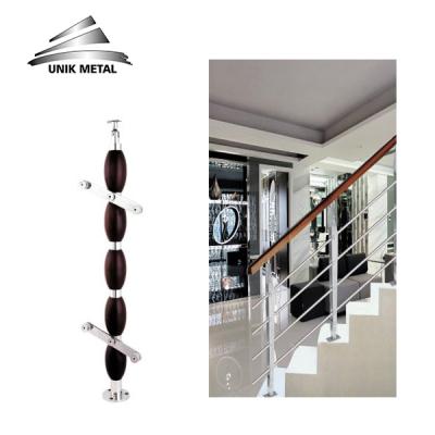 China Exterior and interior high quality solid wood railing post for home /balcony/fence/banister/veranda /staircase railings for sale