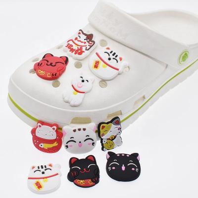 China Washable In Running Kids Shoe Charms Fortune Lucky Cat Kitten Good Luck For Kids Fit Bracelet Scandal Shoe Decoration for sale