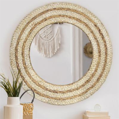 China Eco-friendly Circle Wheat Straw Mirror Flower Shape Natural Hot Water Hyacinth Mirror For Decoration for sale