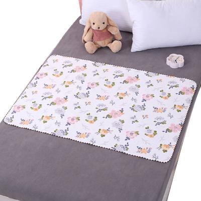 China Printed Cushion Washable Adult Urine Bed Absorbent Reusable Incontinence Pads for sale