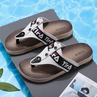 China SHOCK ABSORBING Men's Flip Flops Summer Lightweight Outdoor Sandals 2021 New Beach Slippers for sale