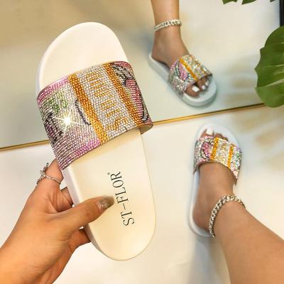 China CUSHIONING sandals ladies slippers luxury slippers outdoor women's dollars home customized rhinestones for sale