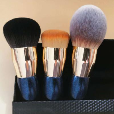 China Kabuki Brush Short Handle Simple Kabuki Makeup Brush Big Powder Blush Foundation Brush for sale