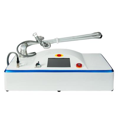 China Newest Vaginal Rejuvenation Laser Machine CO2 Fractional Anti-puffiness partial CO2 laser skin resurfacing machine for sale