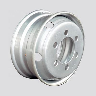 China 17.5*6.00 steel silver steel wheel for truck bus trailer high quality for sale