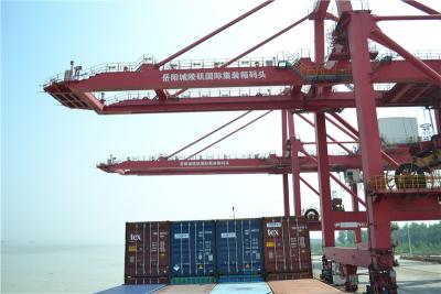 China Lucheng Ship To Shore Container Cranes Customizable For 17m Lifting Height for sale