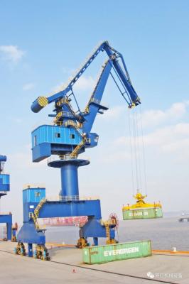 China Industrial Steel Plate Portal Crane / Container Port Cranes Customized for sale