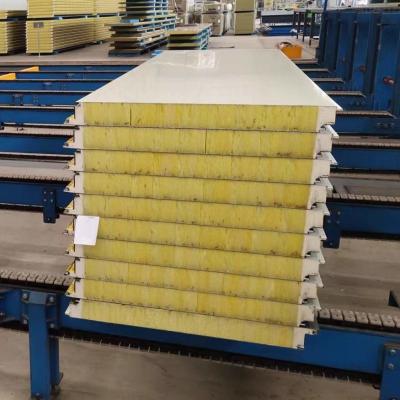 China Verbessertes Komfort Glaswolle Sandwich Panel Sicherheit Energieeffizienz individuell zu verkaufen