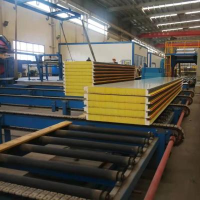 China Modern Fireproof Glasswool Sandwich Panel For Soundproof Thermal Insulation for sale