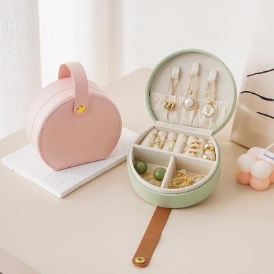 China Portable Small Jewelry Box Organizer Fashion Travel Jewelry Organizer For Necklaces for sale