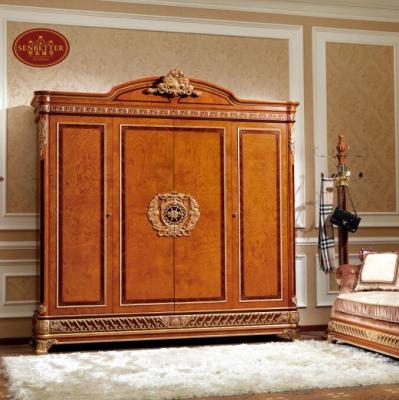 China 0062 European Classical High Quality Wooden Carve Furniture Royal Luxury Bedroom Wardrobe for sale