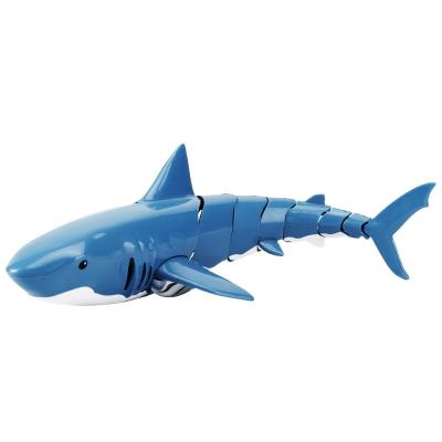 China Backward Turn Forward Left Turn Right Speed ​​Switch Amazon Success The New Item 2.4GHZ Electric Remote Control rc Shark Swimming Toys for sale