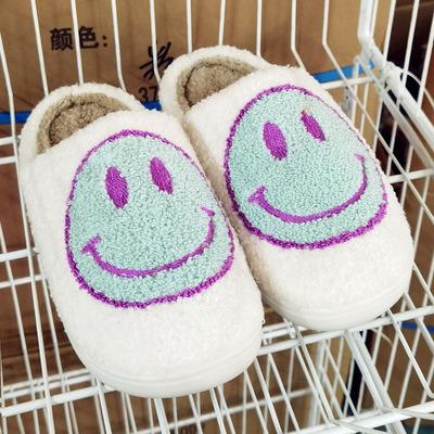 China 2021 Fashion Trend Smiley Face Pattern Flat Warm Slipper Large Size Indoors Plush Winter Cute Fluffy Warm Slippers for sale