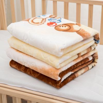 China Anti-Static Cute Bear Printing Cartoon Raschel Super Soft 100% Polyester Baby Blanket for sale