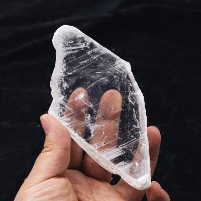 China Wholesale High Quality Crystal Slice Raw Specimen Europe Natural Selenite Quartz Stone for fengshui for sale