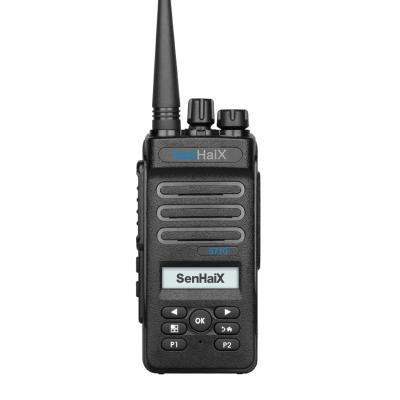 China 5 Watt FM UHF Radio VHF Protable Long Talk Two Way Radio Walkie Talkie Chain 1750mAh for sale