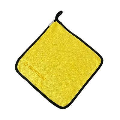 China Microfiber Ready Stock Microfiber Towels Easy Absorb Water Clean No Water Brand Durable Double Side Price Car Home Good Living Clean Washing for sale