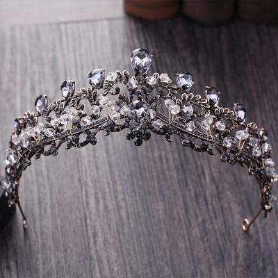 China Crystal Bride Crown Fashion Jewelry 2017 Pageant Crowns Bride To Be Wedding Tiaras And Crowns for sale