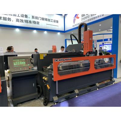 China Hotels three-axis drilling milling machine for aluminum profile for sale