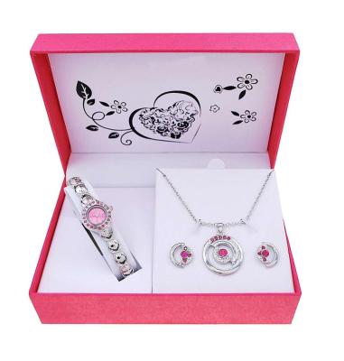 China Business Gift Gift Box Set Watch With Jewelry For Lady for sale