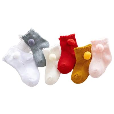 China Breathable/Anti-slip/Soft Latest Cotton Hoops Loose Hairball Mouth Baby Shoes Socks for sale