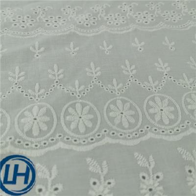 China Hot sale breathable excellent quality cotton embroidery eyelet eyelet eyelet frence lace wave edged decoration cotton lacework embroidery fabric for sale