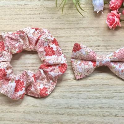 China Lovely Dog Mom and Baby Luxury Membership Scrunchie and Bow Tie for sale