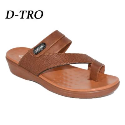 China Fashion Trend Factory Customization Support Customization Soft Men Casual Slippers Use In Outdoor for sale