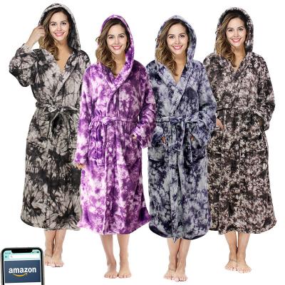 China Soft Simple QUICK DRY Fleece Men's Flannel Bathrobe Long Robe Pajamas Autumn And Winter Bathrobe Male Plus Size And Raise Bathrobe for sale