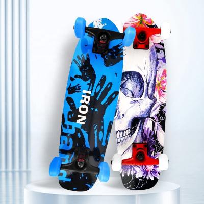 China Youngsters wholesale hard rock Deep concave Northeast china maple carbon steel bearing Silent wood surf skateboard for kids skateboard for sale