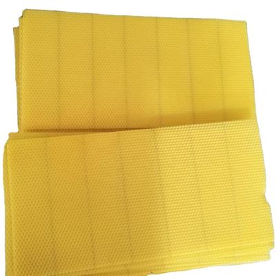 China Beekeeping Basics Wired Beeswax Foundation Wax Sheet for sale