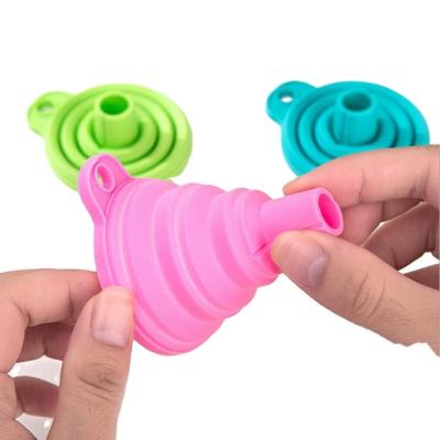 China Food Grade Viable Silicone Funnel Collapsible Funnel Silicone Rubber Mini Collapsible Oil Funnel for sale