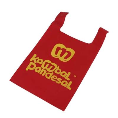 China Handled Non Woven Supermarket T-shirt Bag Shopping W Cut Non Woven Vest Bag Wholesale for sale