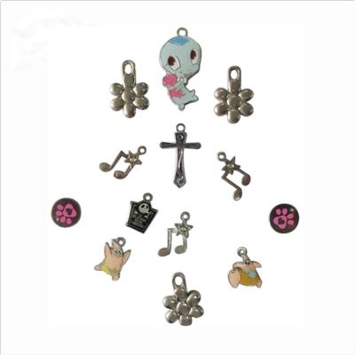 China Vintage Personalized Small Cutout Metal Charms For Cheap for sale