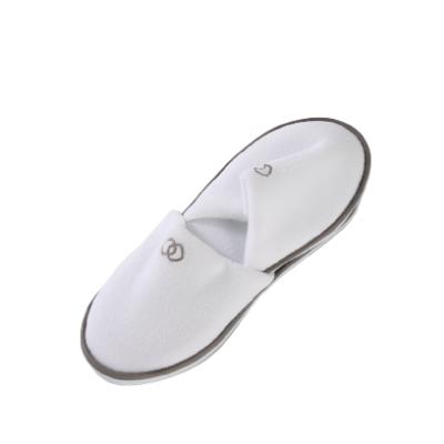 China CUSHIONING Wholesale Custom White Slipper Bedroom Disposable Hotel Slippers for sale