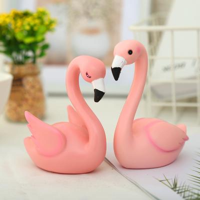 China Europe resin flamingo cake topper, resin baking accessories, resin crafts for home decoration for sale