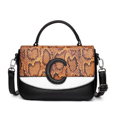 China Fashionable Wholesale Fashion Quality Contrast Color Python Skin Purse Women Bags Faux Leather Handbags for sale