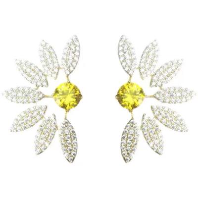 China CLASSIC Sterling Silver Fashion Elegant Unique Flower Stud Earring 925 Zircon Design For Fashion Gift Party Classic for sale