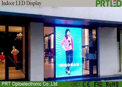 China Pantalla interior interior de alta resolución de la ventana P3 LED de la tienda de la pantalla LED de la publicidad en venta