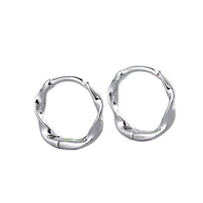 China Huggie Circle Newcomer Design Earrings Shape 925 Sterling Silver Twist Circle Ear Studs for sale