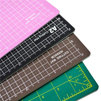 China Self Healing Non Slip Bottom High Quality PVC Non Slip Self Healing Rotary Cutting Mat For Sewing for sale