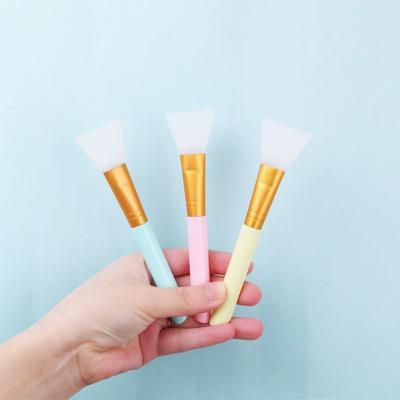 China Soft Soft Silicone Hair Facial Mask Applicator Brush Cream Cosmetic Spatula Clay Face Mask Brush for sale