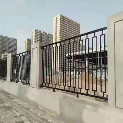 China Fence Multiple Sizes Aluminum Post Easily Assembled Safety Metal Slat Aluminum Post Aluminum Fencen Low Wall Fence for sale