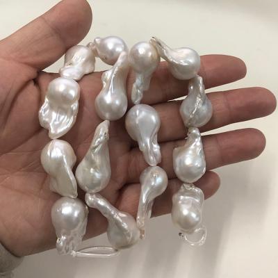 China Jewelry Making 20-30mm Natural Freshwater Baroque Pearl Strand Big Large Size Irregular Beads In Loose Beads for sale