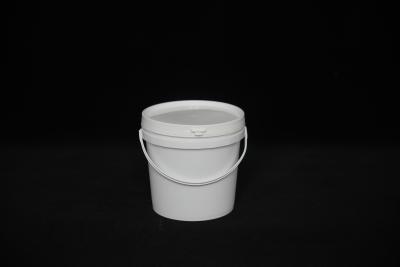 China BPA Free Plastic Food Bucket with Customizable Logo and Lid for sale